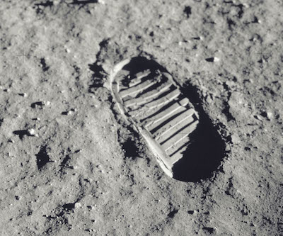 footprint on moon